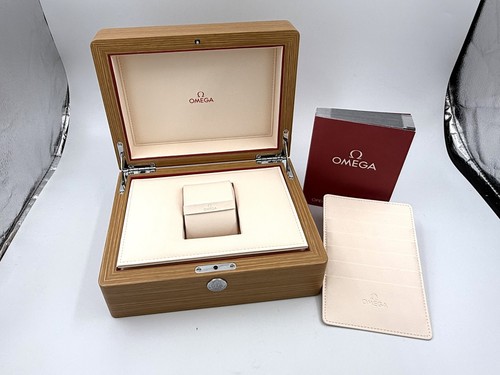 Omega scatola legno - omega,