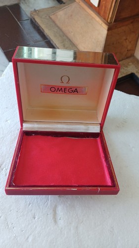 Box orologio omega manca