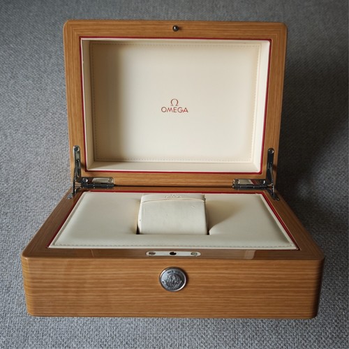 Omega vintage wood - vintage, box